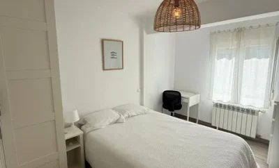 Habitación grande y luminosa en piso compartido