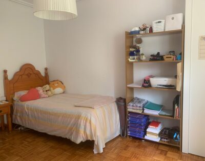 Se busca compañera de piso